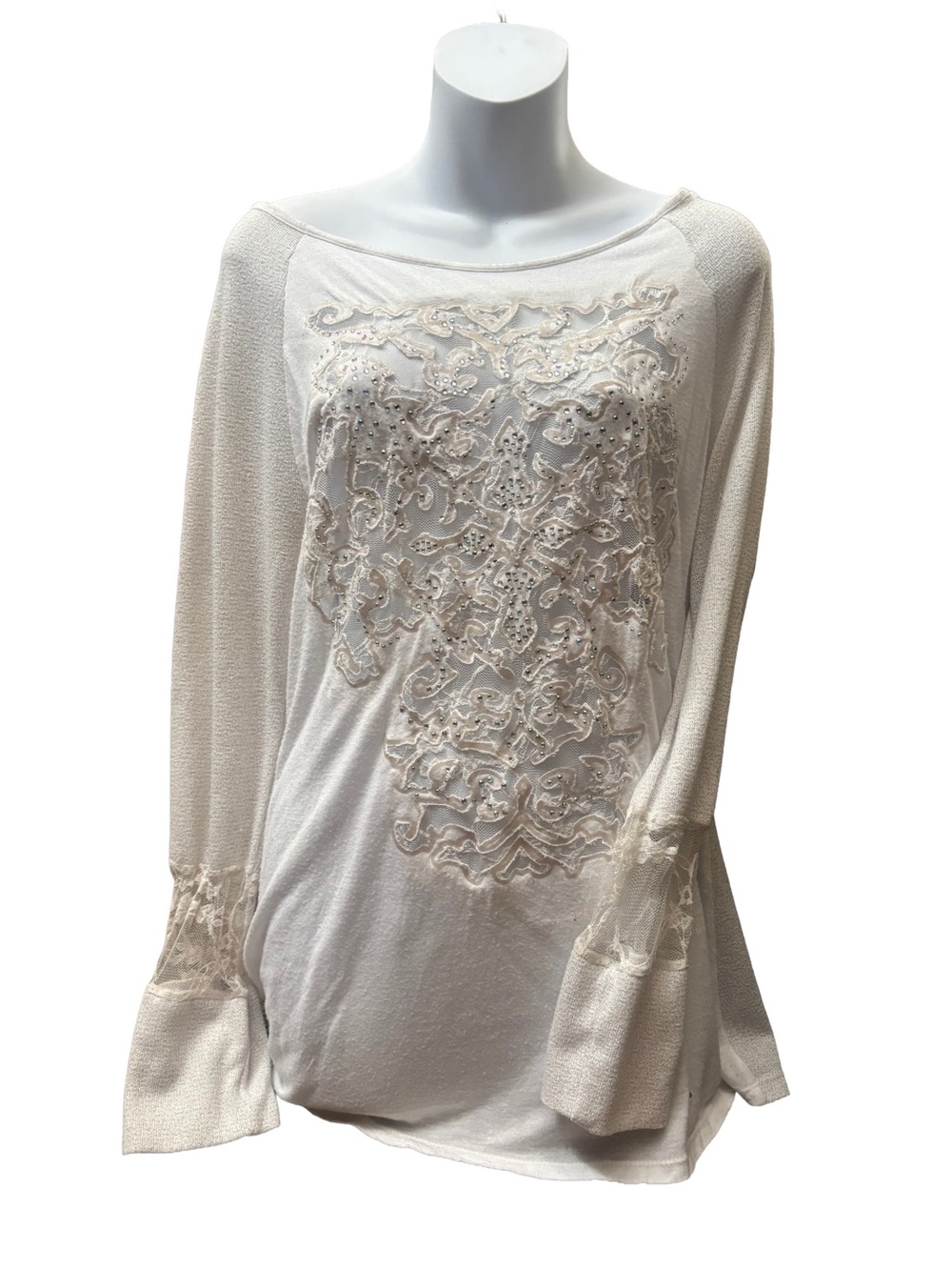 Daytrip Cream Embroidered Long-Sleeve Top